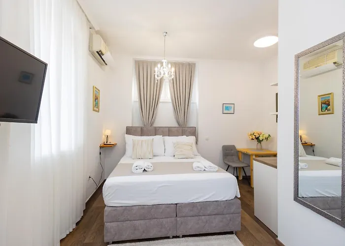 Maison d'hôtes Varos 3*