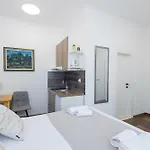 Varos Pensionat 3*