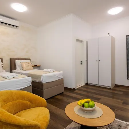 Varos Pensionat 3*
