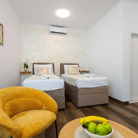 Varos 3* Split