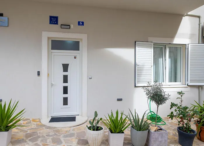 Varos Гостевой дом