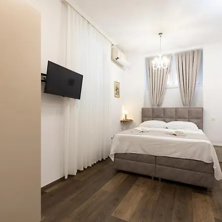 Гостевой дом Varos 3*