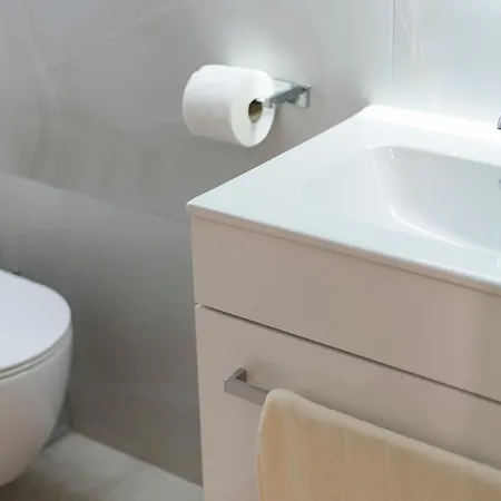 Guest house Varos 3*