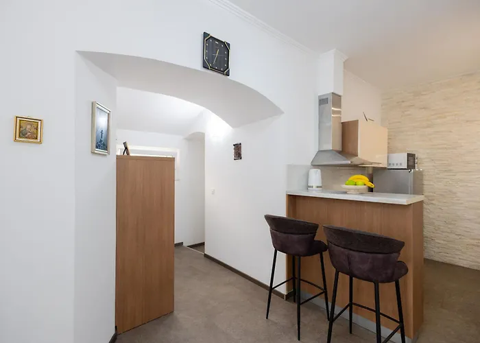 Casa de hóspedes Varos 3*